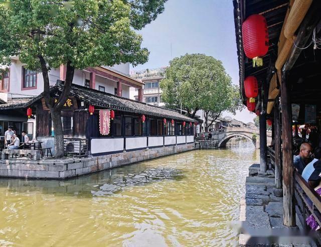 回忆过往对与错 记下来时成与果 校园安全喜过年 迎接美好明天
